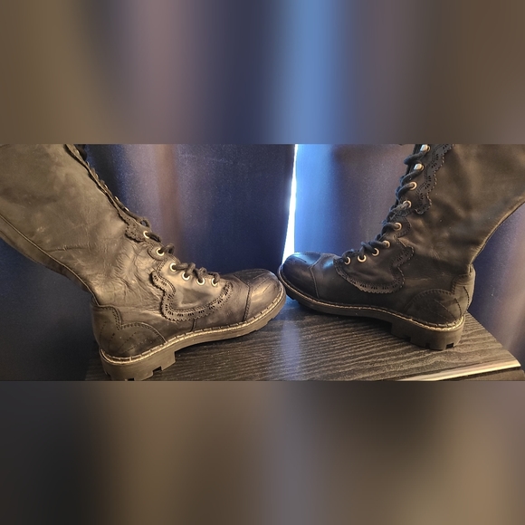 Fluevog - 7th Heaven Bertman - Picture 10 of 11